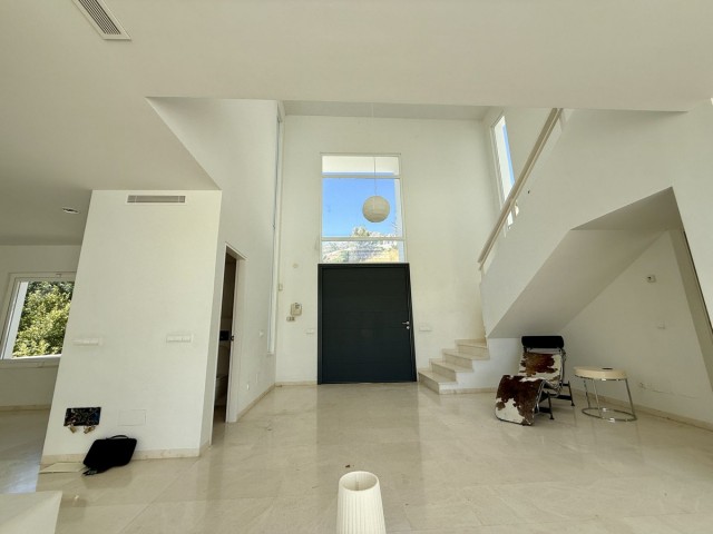 4 Makuuhuoneen Huvila Valtocado