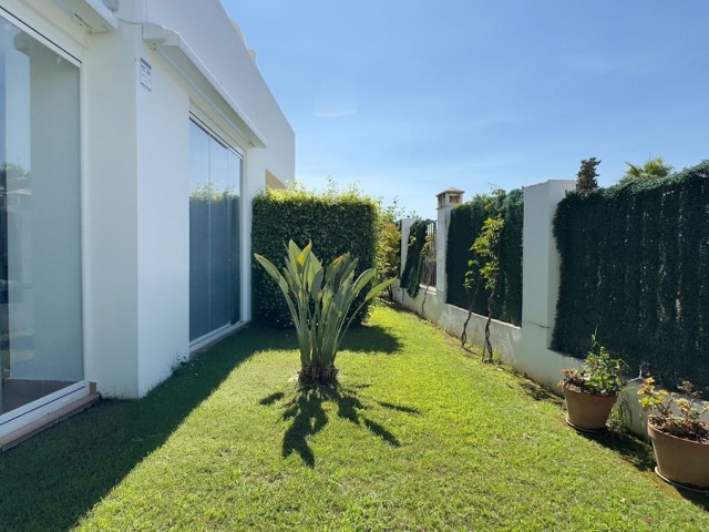 2 Soveroms Leilighet i El Paraiso