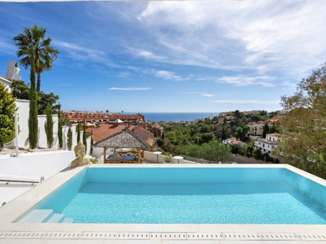 4 Schlafzimmer Villa in Fuengirola