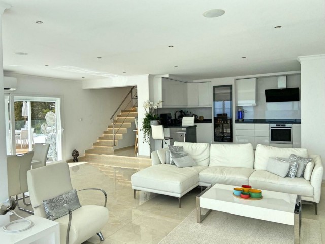 4 Schlafzimmer Villa in Fuengirola