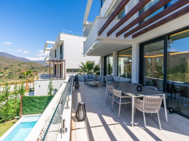 Villa avec 4 Chambres  à La Cala Golf