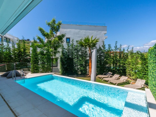 Villa avec 4 Chambres  à La Cala Golf