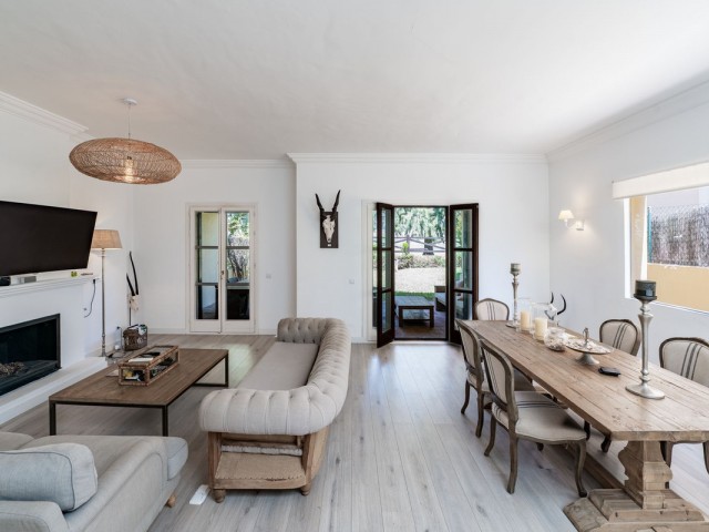 5 Sovrums Villa i Guadalmina Alta