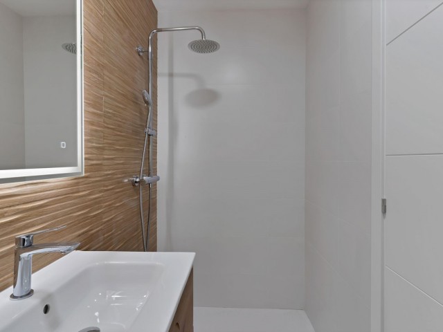 6 Slaapkamer Rijtjeshuis in Málaga Centro