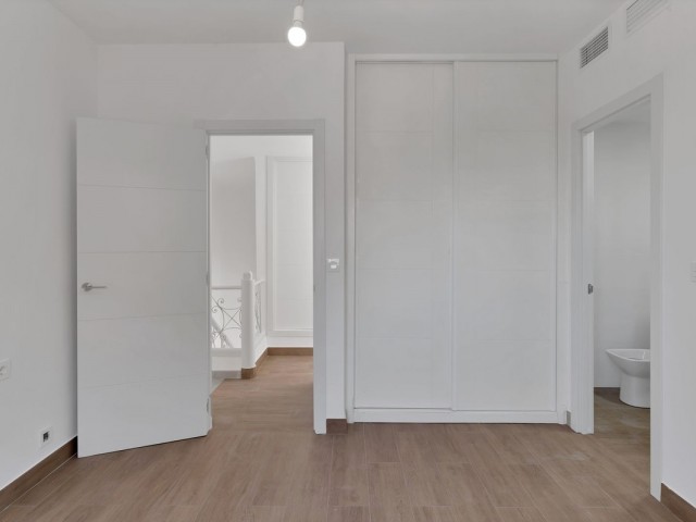 6 Slaapkamer Rijtjeshuis in Málaga Centro