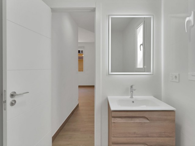 6 Slaapkamer Rijtjeshuis in Málaga Centro