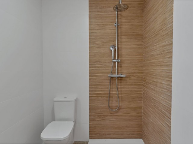 6 Slaapkamer Rijtjeshuis in Málaga Centro