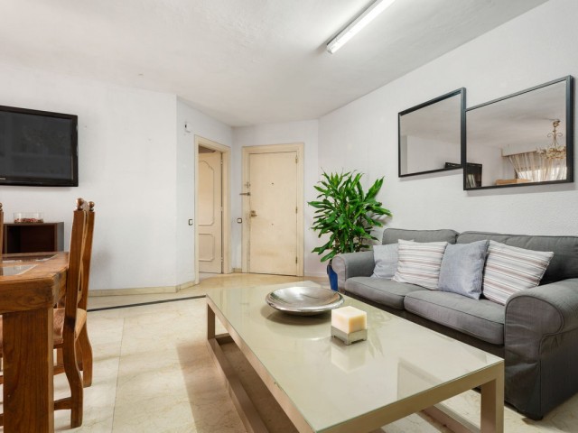 4 Bedrooms Apartment in Marbella