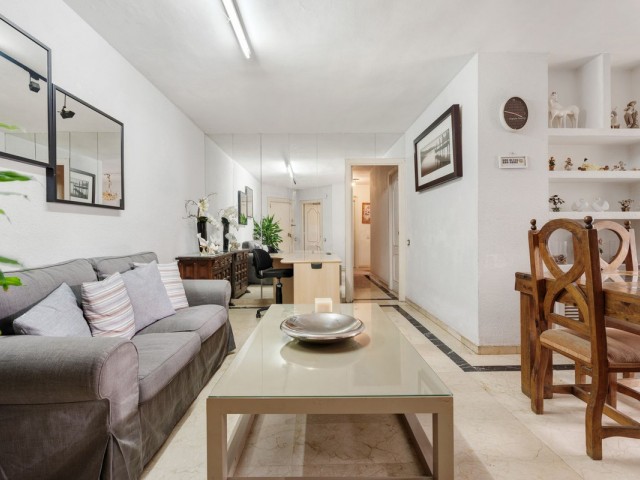 4 Bedrooms Apartment in Marbella