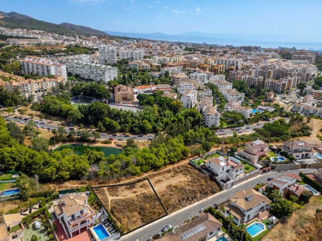  Grundstück in Benalmadena