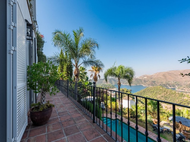 4 Schlafzimmer Villa in Istán