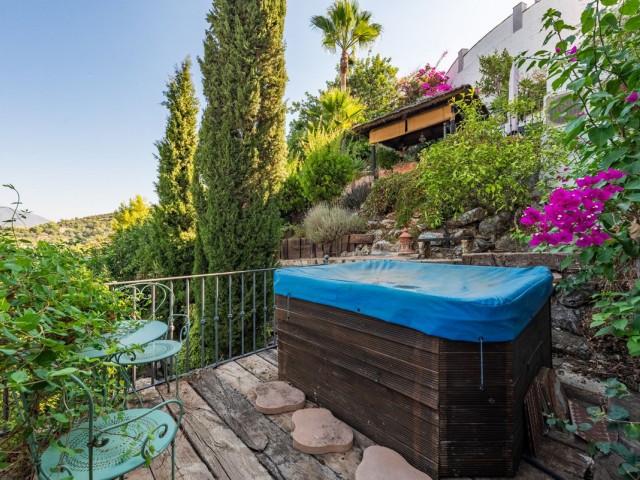 4 Schlafzimmer Villa in Istán