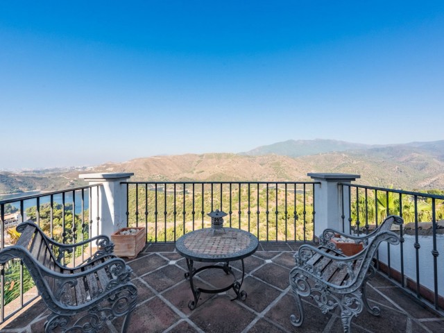 Huvila Istán - R5148709