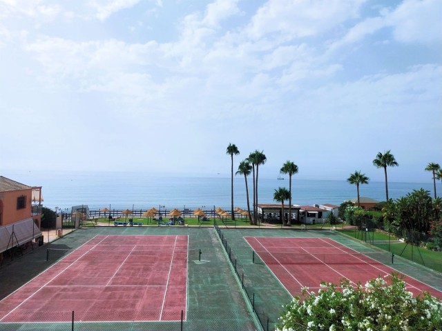 2 Makuuhuoneen Huoneisto Calahonda