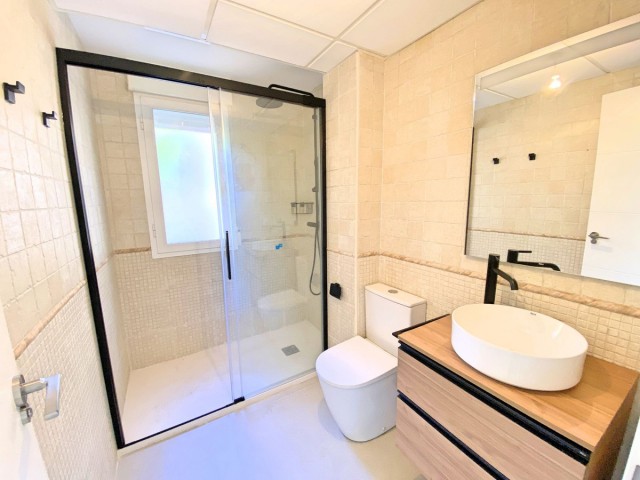 3 Bedrooms Apartment in Elviria