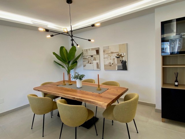 3 Bedrooms Apartment in Elviria