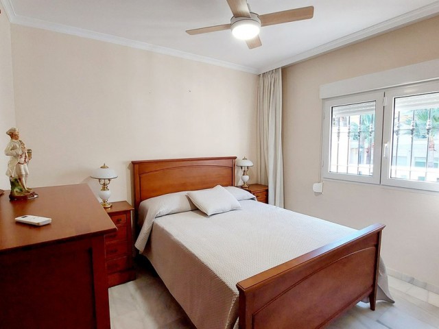 7 Bedrooms Townhouse in Los Boliches