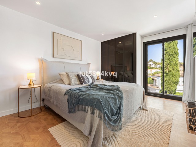 4 Soveroms Villa i Nueva Andalucía