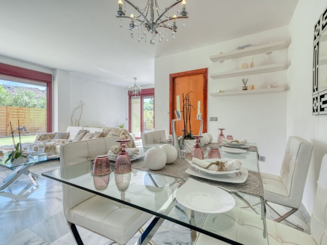 Villa con 3 Dormitorios  en Benahavís