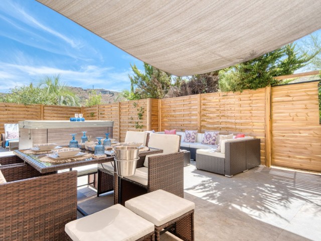 3 Bedrooms Villa in Benahavís