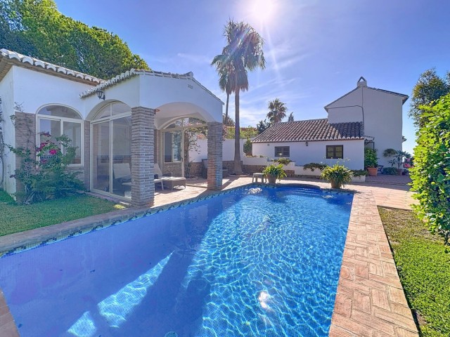 Villa con 3 Dormitorios  en Valtocado