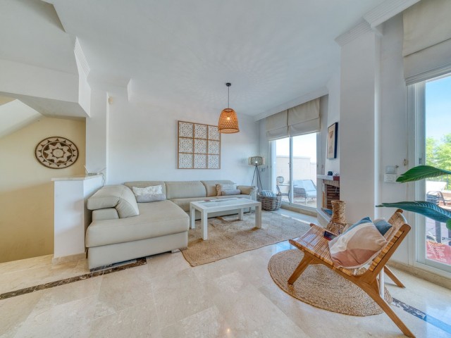 4 Bedrooms Townhouse in La Duquesa