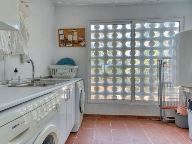 4 Bedrooms Townhouse in La Duquesa