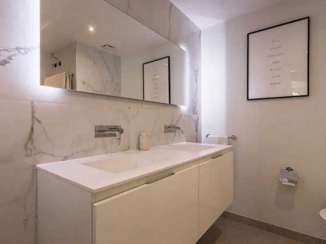 Penthouse avec 4 Chambres  à San Pedro de Alcántara