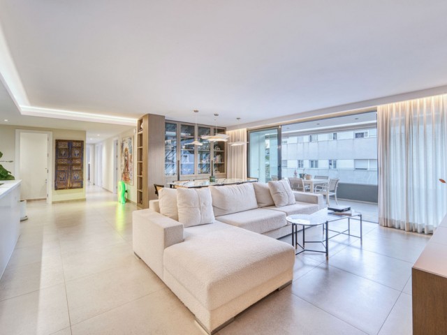 4 Bedrooms Apartment in San Pedro de Alcántara