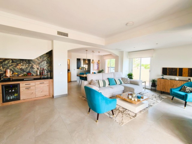 3 Schlafzimmer Apartment in San Roque Club