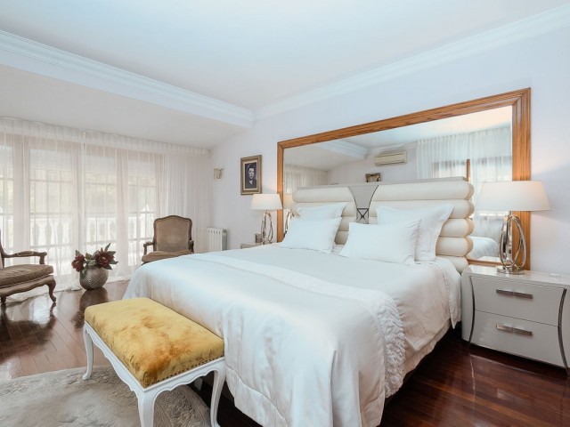 4 Soveroms Villa i Marbella