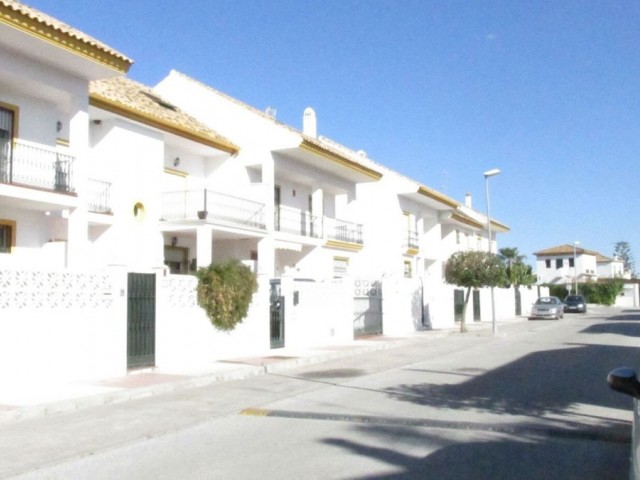 Villa avec 6 Chambres  à San Pedro de Alcántara