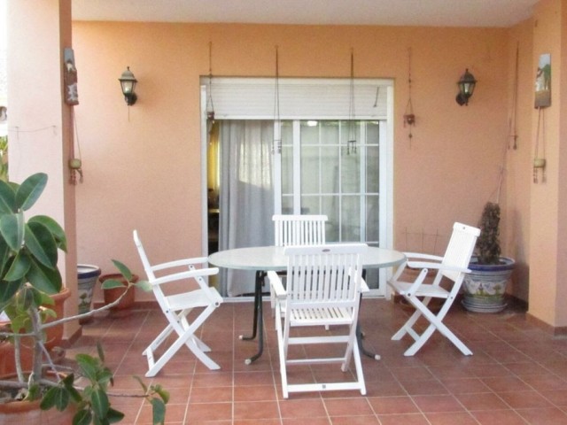 Villa avec 6 Chambres  à San Pedro de Alcántara