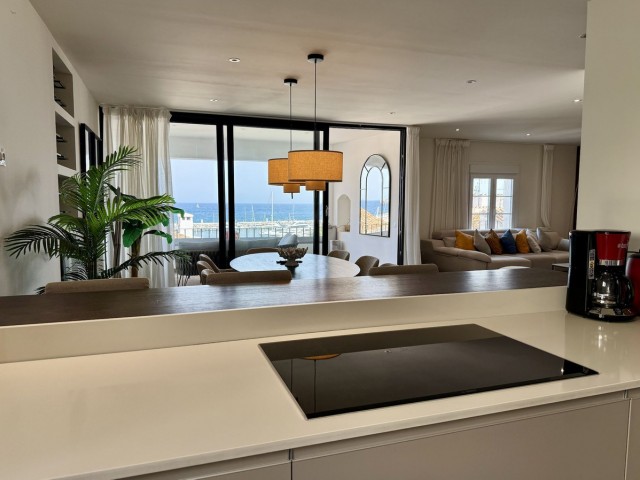 2 Bedrooms Apartment in Puerto Banús