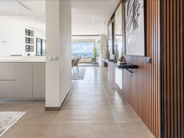 2 Bedrooms Apartment in Puerto Banús