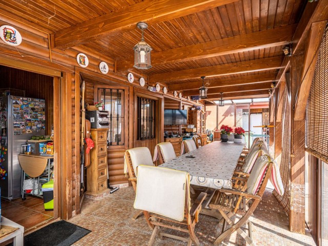 Villa avec 3 Chambres  à Estepona