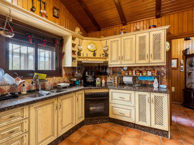 Villa avec 3 Chambres  à Estepona