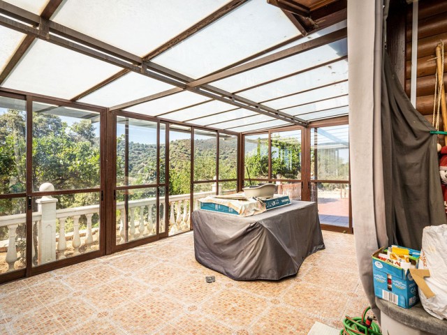 3 Bedrooms Villa in Estepona