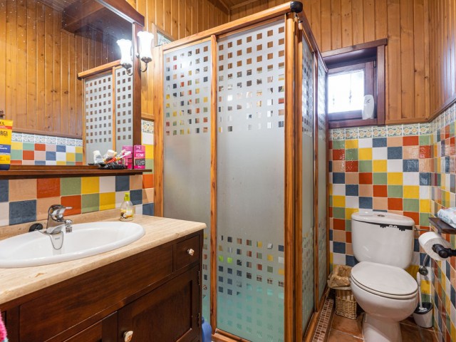 3 Bedrooms Villa in Estepona