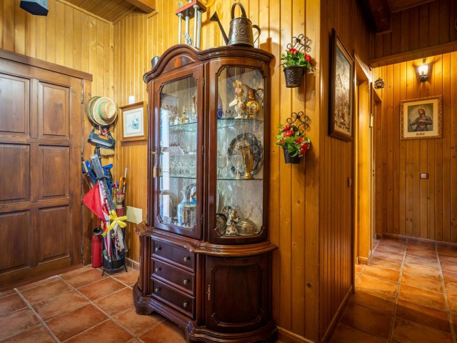 3 Bedrooms Villa in Estepona