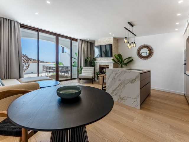 3 Bedrooms Townhouse in Benahavís