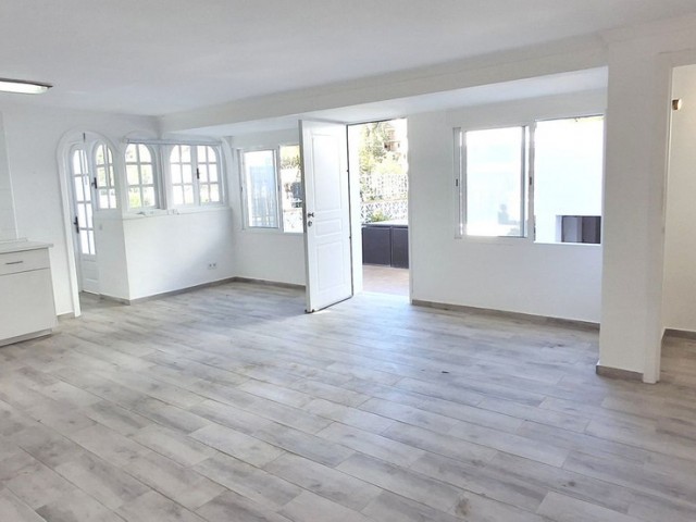 Villa avec 4 Chambres  à Torreblanca