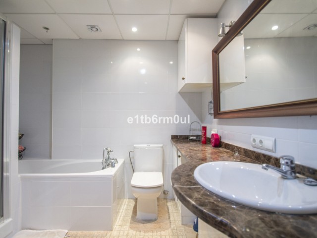 Appartement avec 1 Chambres  à The Golden Mile