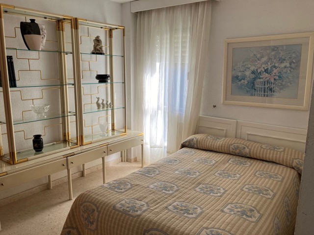Appartement avec 3 Chambres  à Elviria