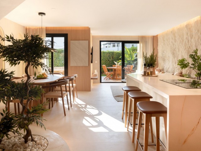 4 Bedrooms Townhouse in Puerto Banús