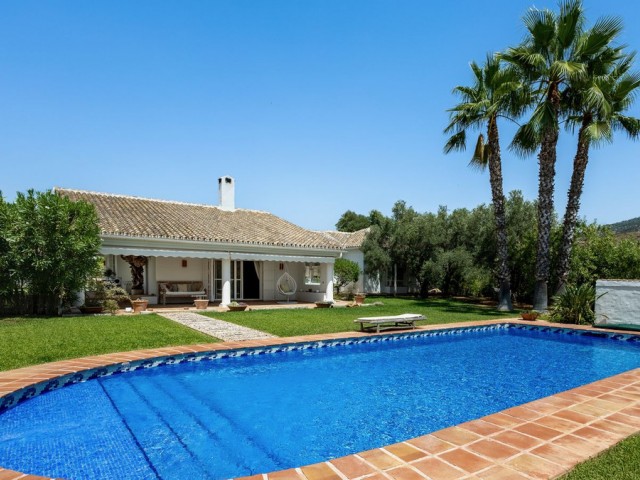 Villa con 3 Dormitorios  en Mijas
