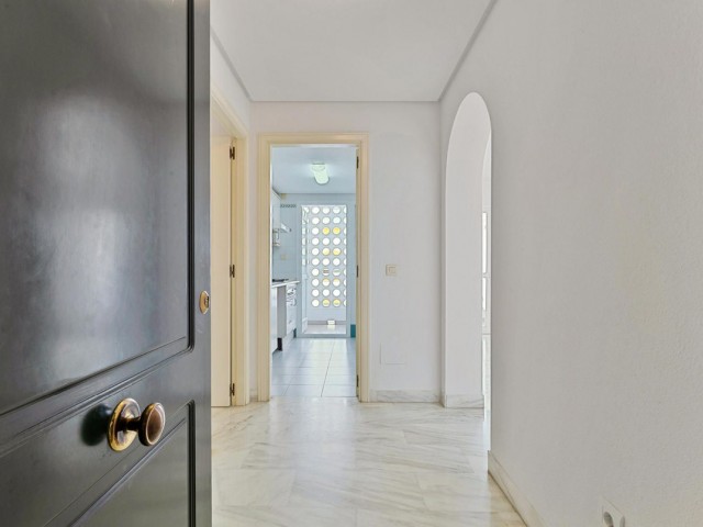 Studio, Marbella, R5150911