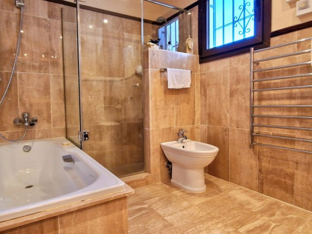 2 Bedrooms Apartment in Mijas