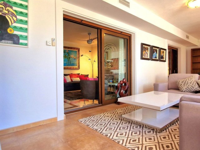 2 Bedrooms Apartment in Mijas
