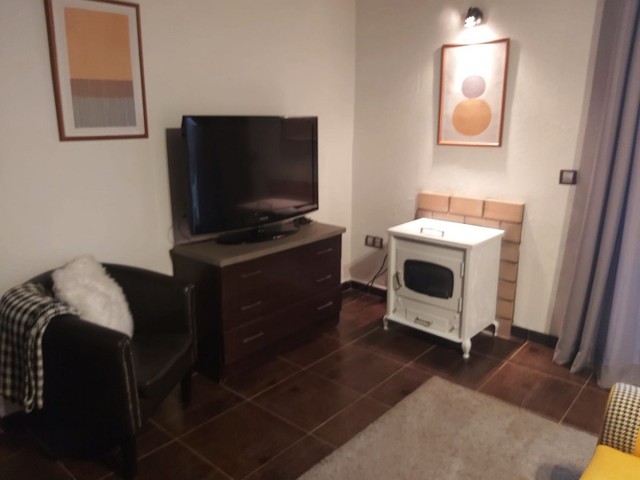 Villa avec 4 Chambres  à El Campamento